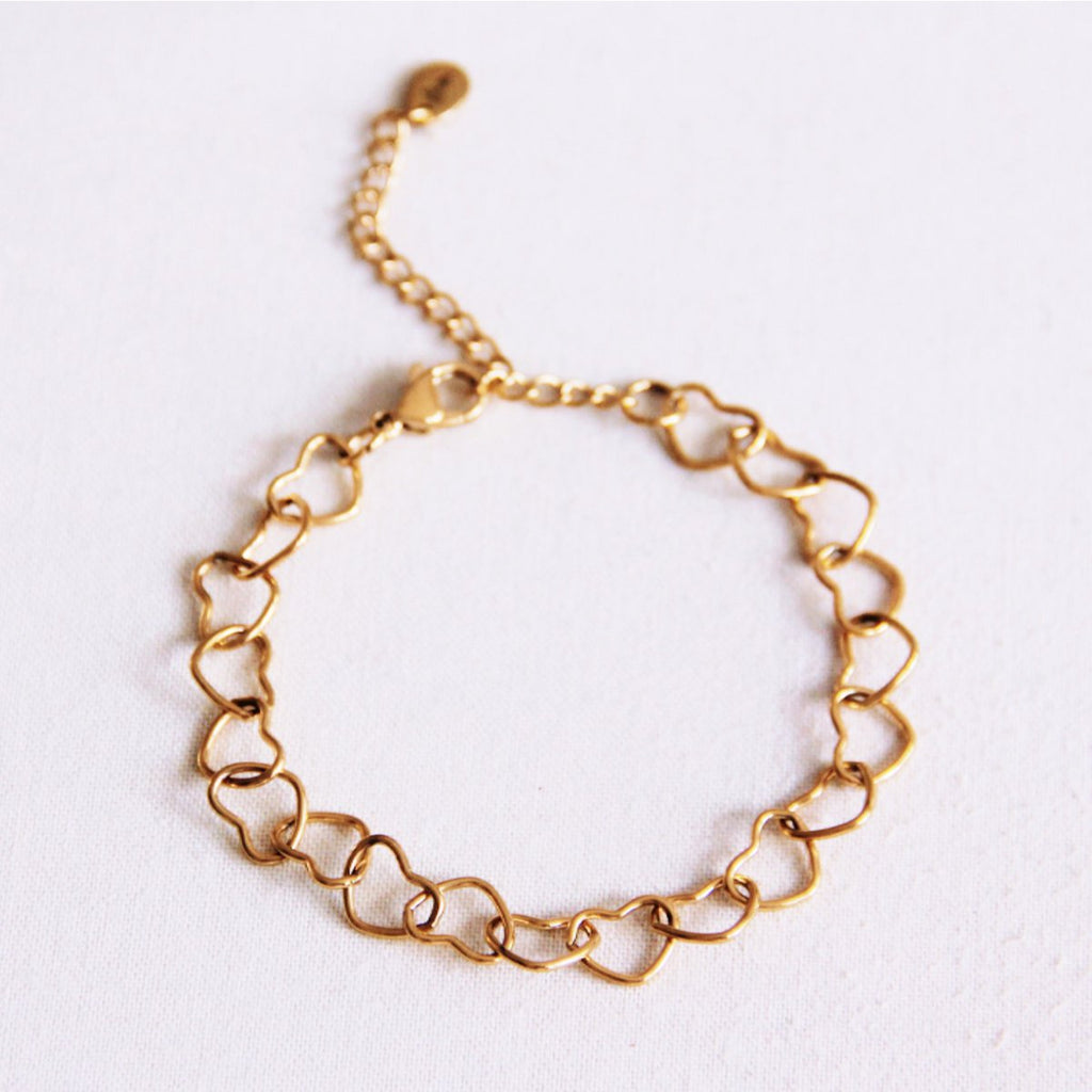 Gekoppelde harten armband