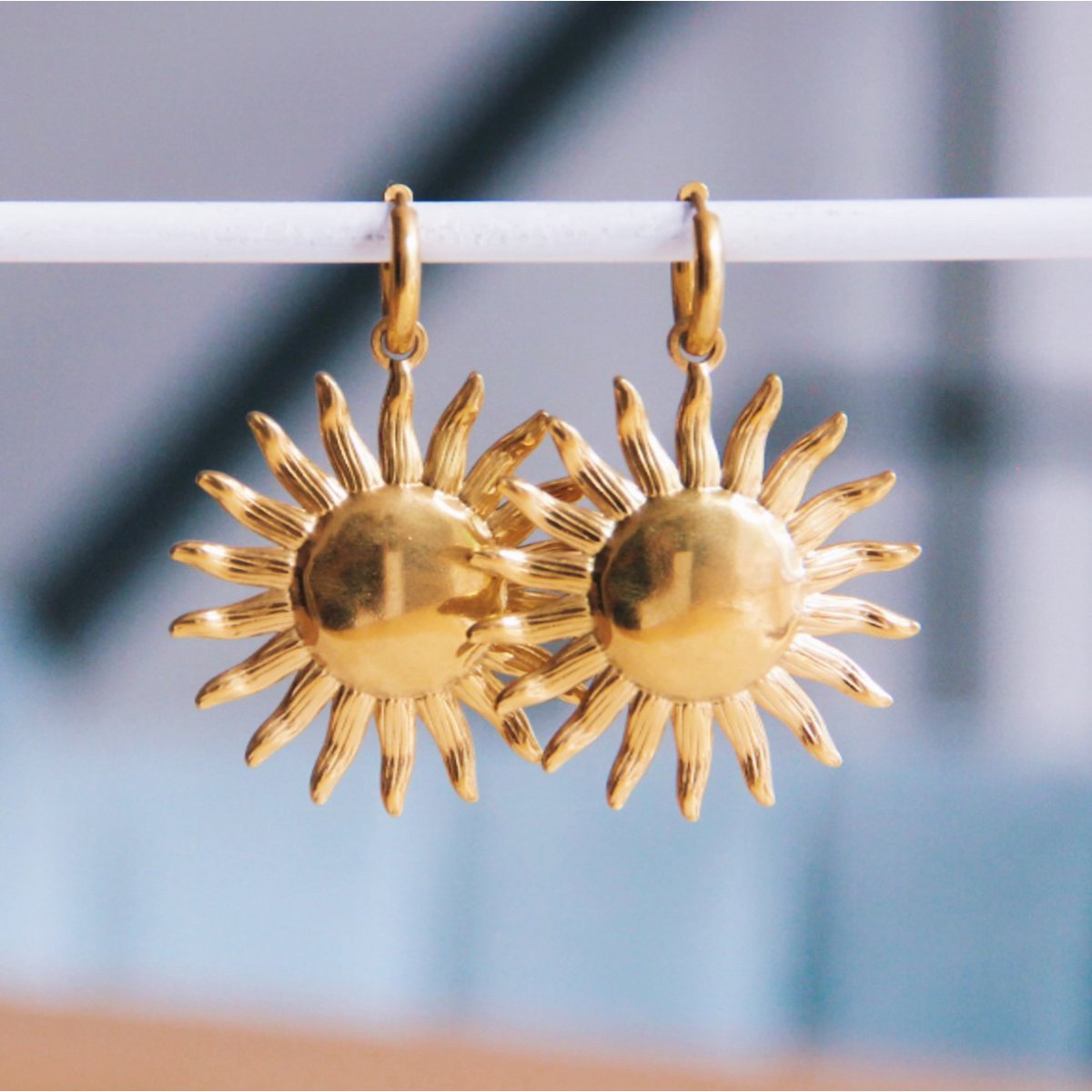 Oorring met XL -zon