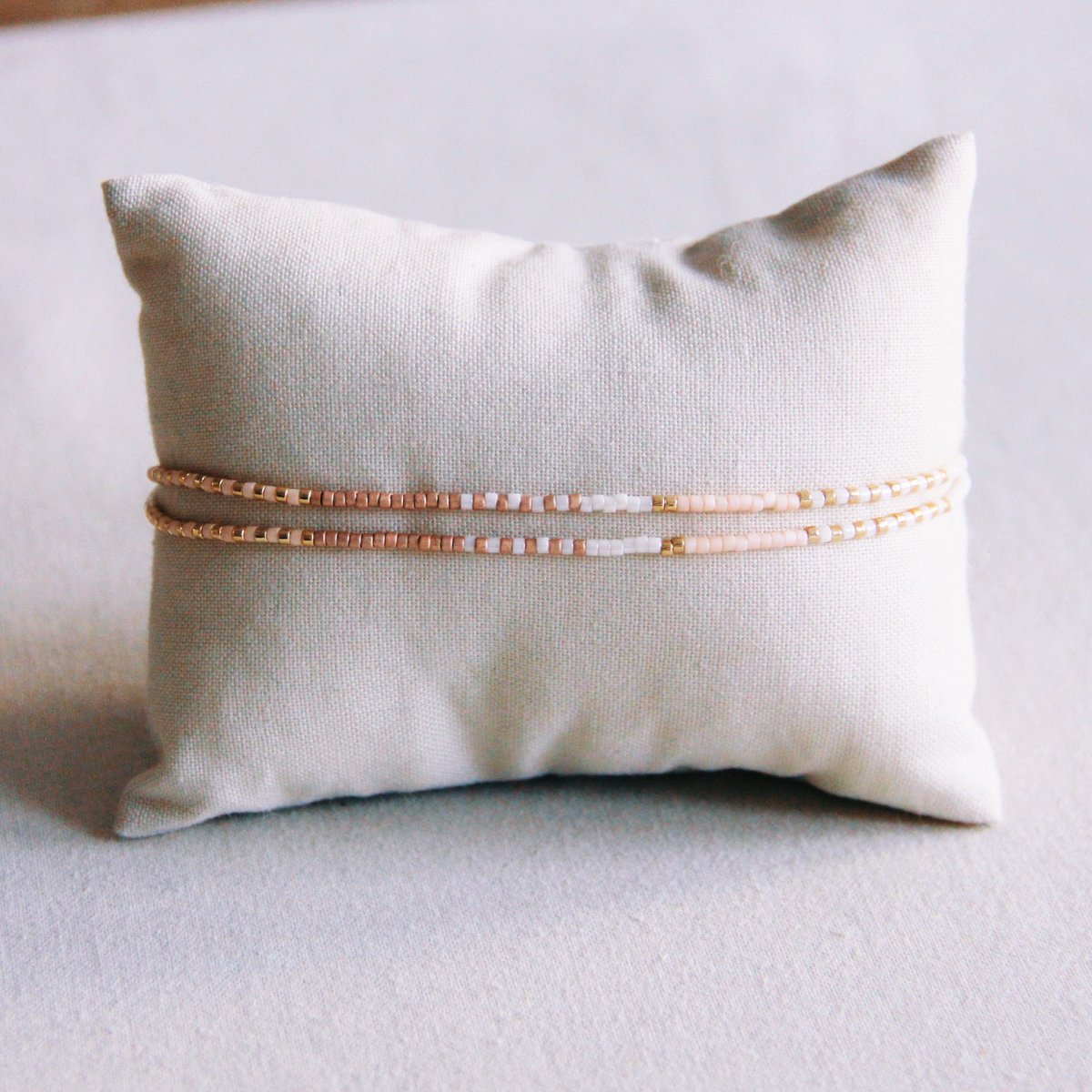 Dubbele Miyuki -armband - naakt/wit/taupe