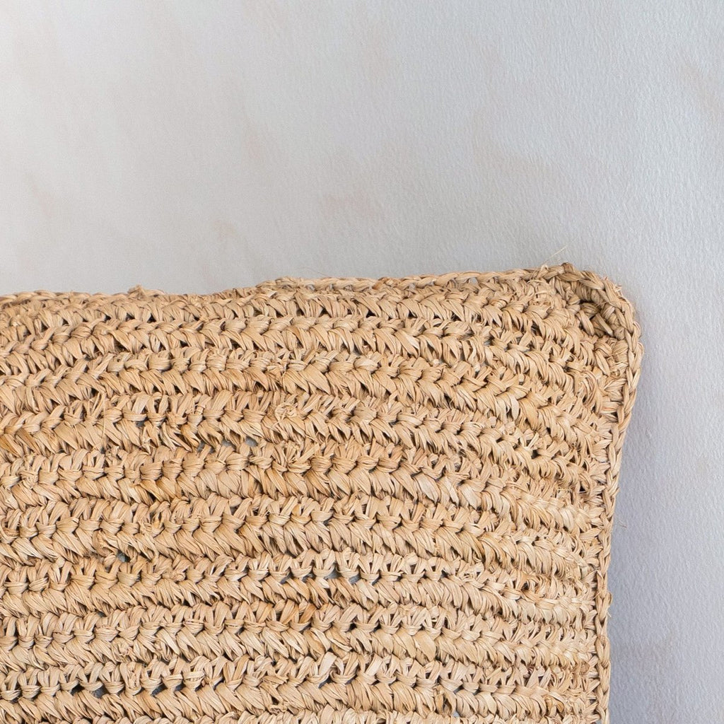 Boho kussen gemaakt van raffia - 40x40 cm decoratief geweven kussen - sofa kussen - natuurlijk beige vierkante kussen handgemaakt van raffia jiwa