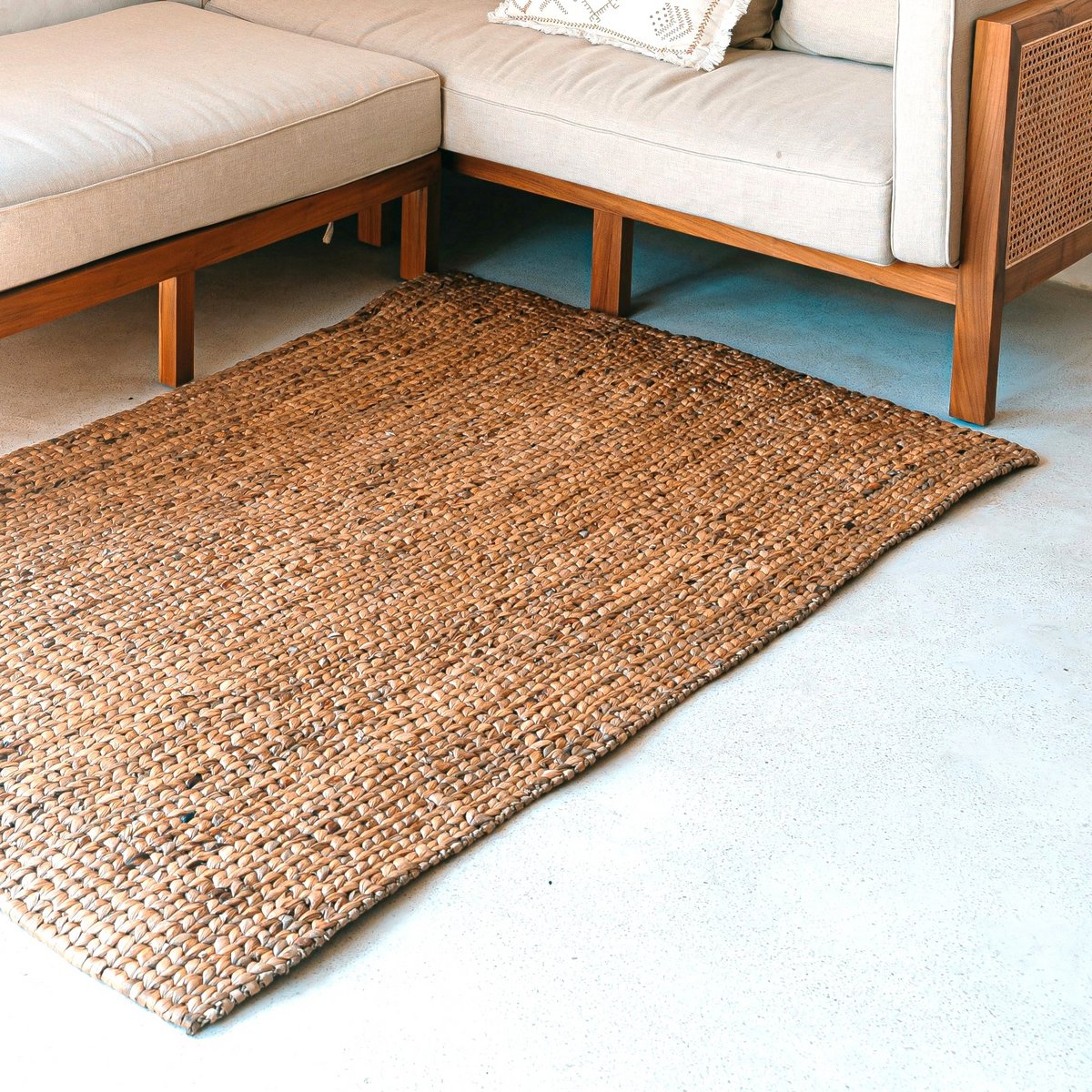 Vierkant Boho-vloerkleed gemaakt van natuurlijke vezels-handgeweven vloermat-rechthoekig bruin tapijt-groot water hyacint tapijt 180x115 cm sawah