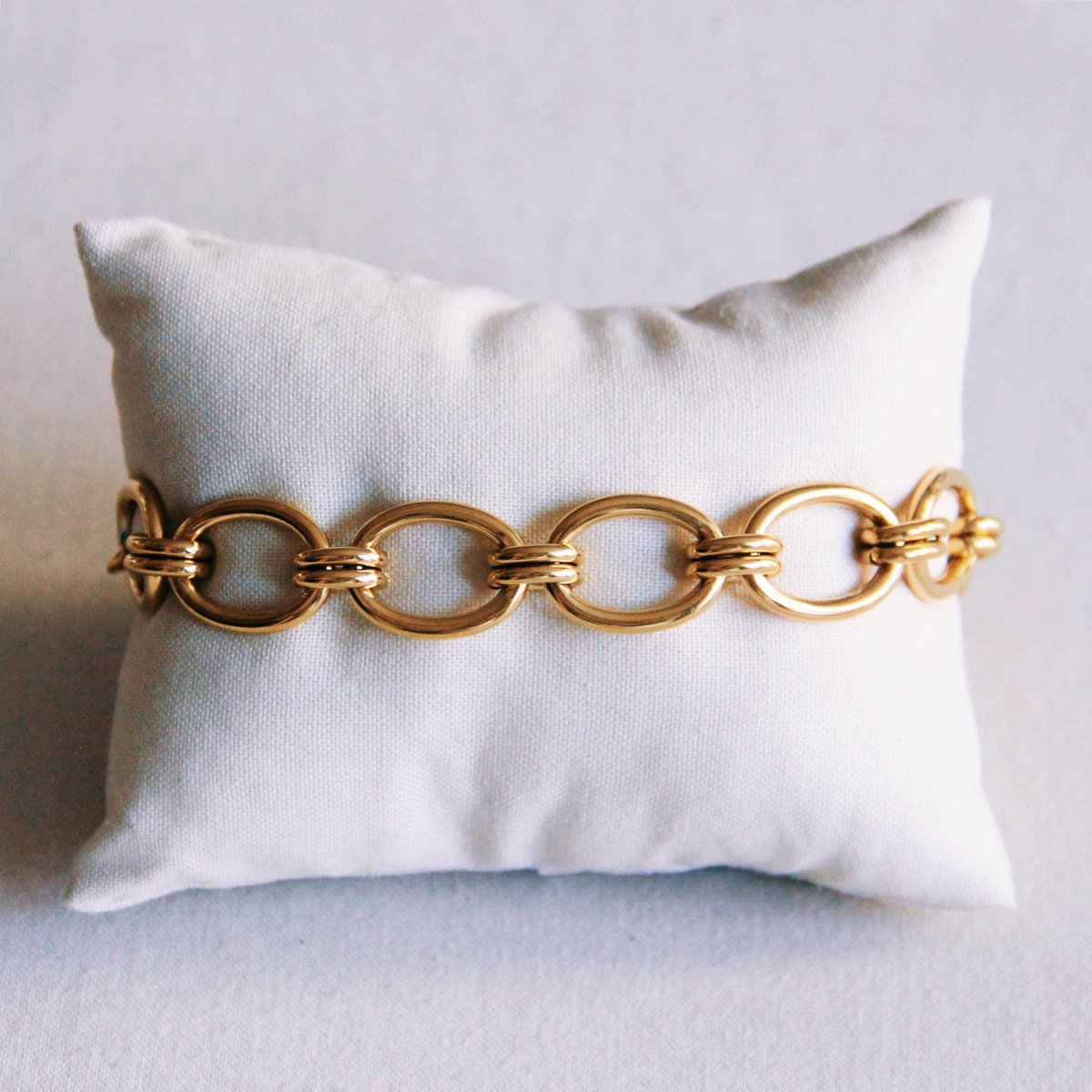 Gekoppelde ovale armband